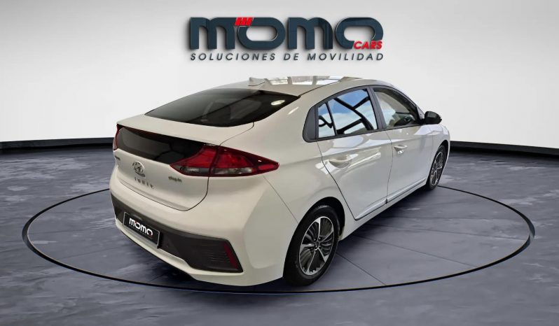
								HYUNDAI IONIQ 1.6 GDI PHEV full									