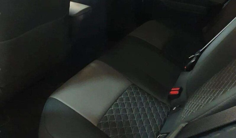 
								TOYOTA CHR full									