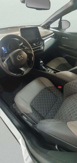 
										TOYOTA CHR full									