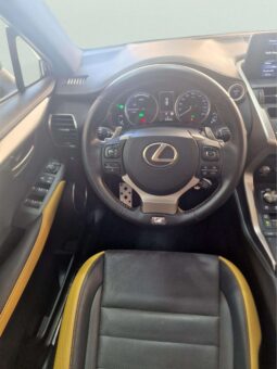 
										LEXUS NX300H BLACK full									