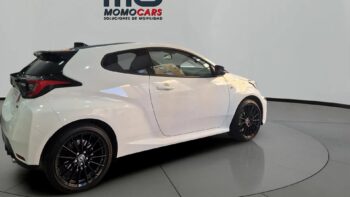 MomoCars