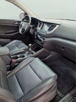 
										HYUNDAI TUCSON full									