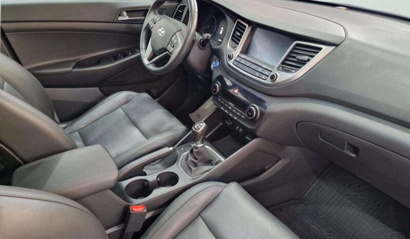 
								HYUNDAI TUCSON full									