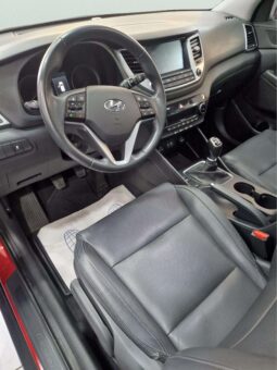 
										HYUNDAI TUCSON full									