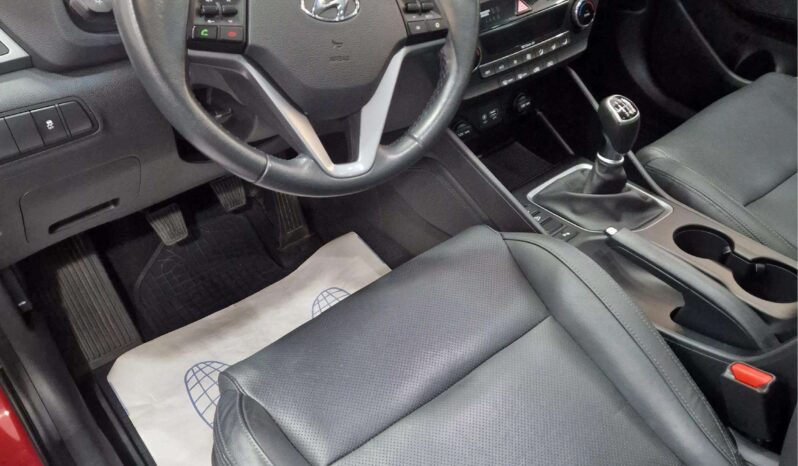
								HYUNDAI TUCSON full									