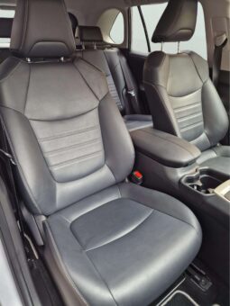
										TOYOTA RAV4 full									