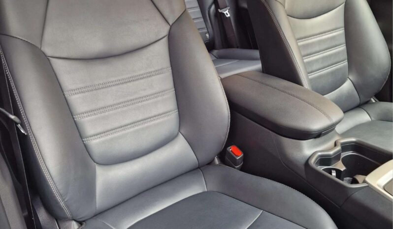 
								TOYOTA RAV4 full									