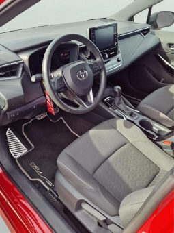 
										TOYOTA Corolla 2.0ADVANCE full									