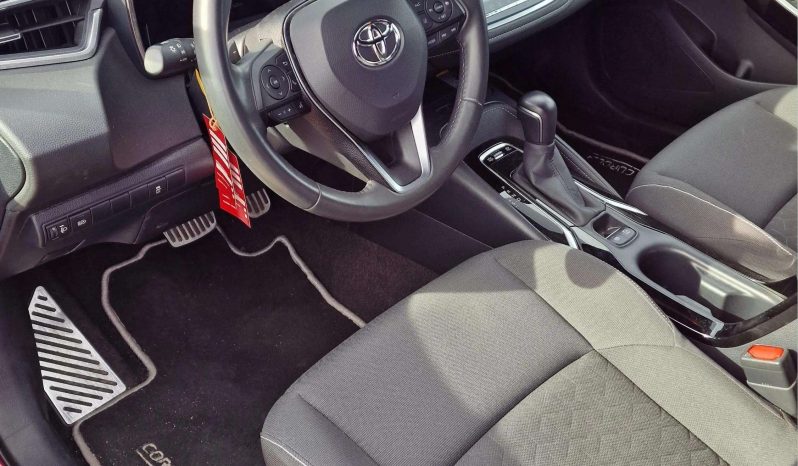 
								TOYOTA Corolla 2.0ADVANCE full									