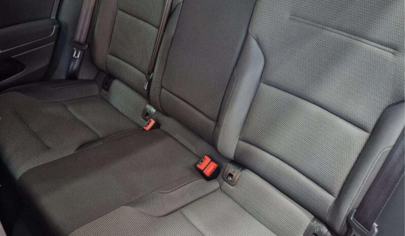 
								VOLKSWAGEN GOLF SPORT 1.4 TSI full									