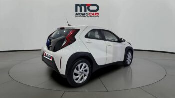 MomoCars