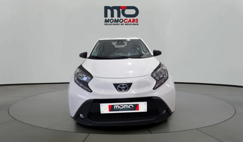 
								TOYOTA AYGO XCROSS full									