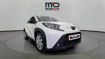 MomoCars
