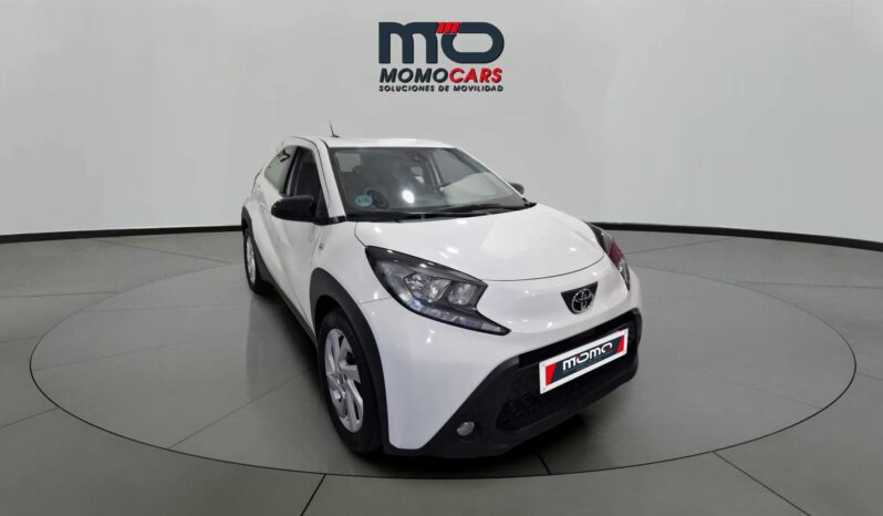 
								TOYOTA AYGO XCROSS full									