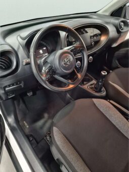 
										TOYOTA AYGO XCROSS full									