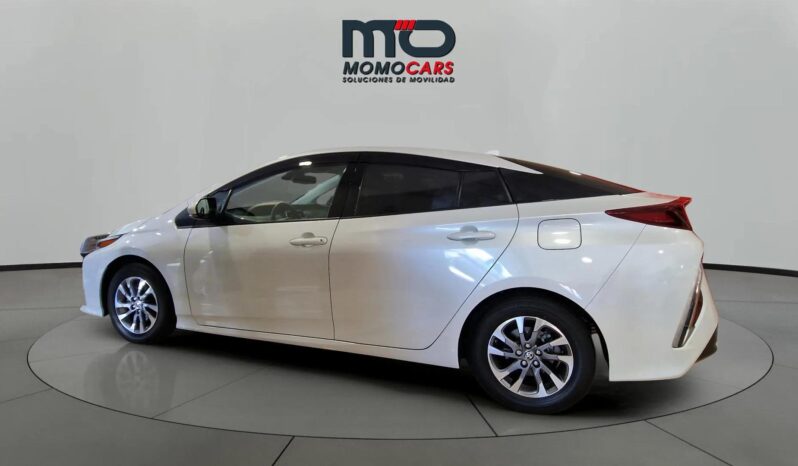 
								TOYOTA PRIUS ADVANCE full									