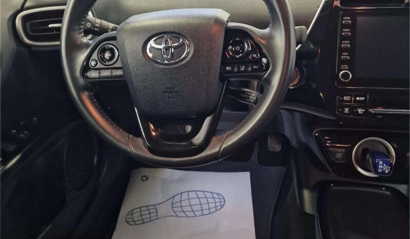 
								TOYOTA PRIUS ADVANCE full									