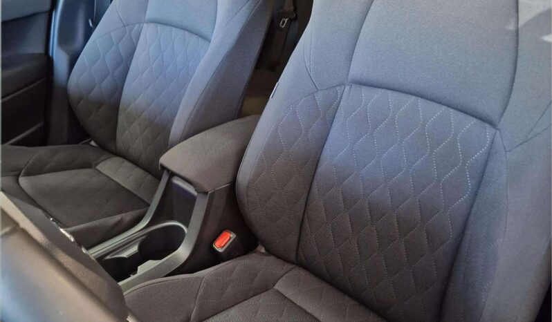 
								TOYOTA COROLLA CROSS STYLE 1.8L full									