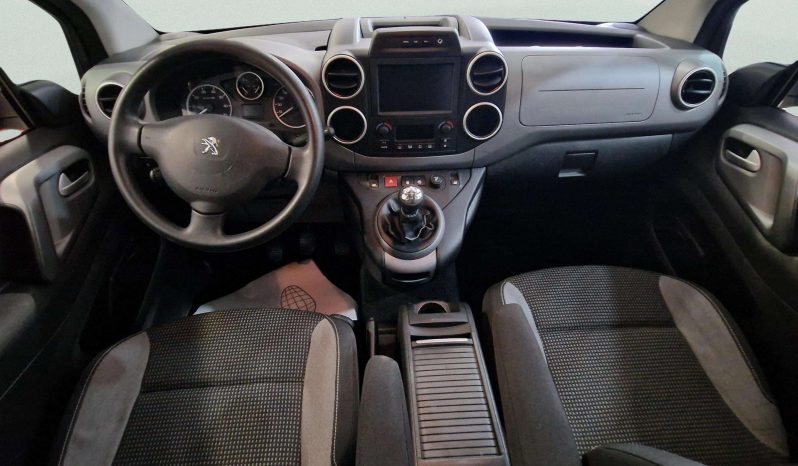 
								PEUGEOT PARTNER TEPEE PURETECH full									