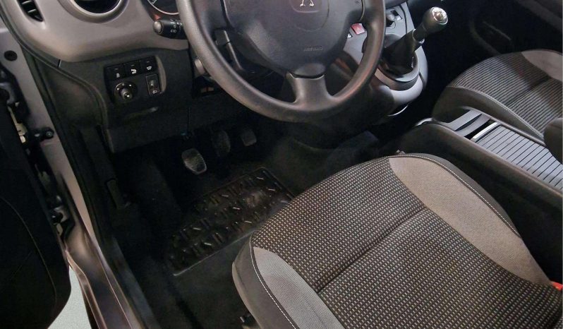 
								PEUGEOT PARTNER TEPEE PURETECH full									