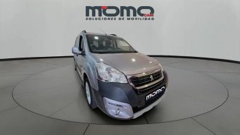 MomoCars