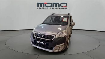 MomoCars