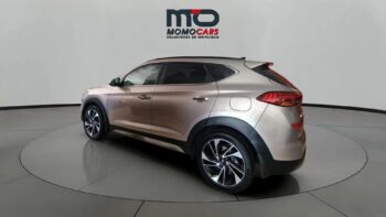 MomoCars