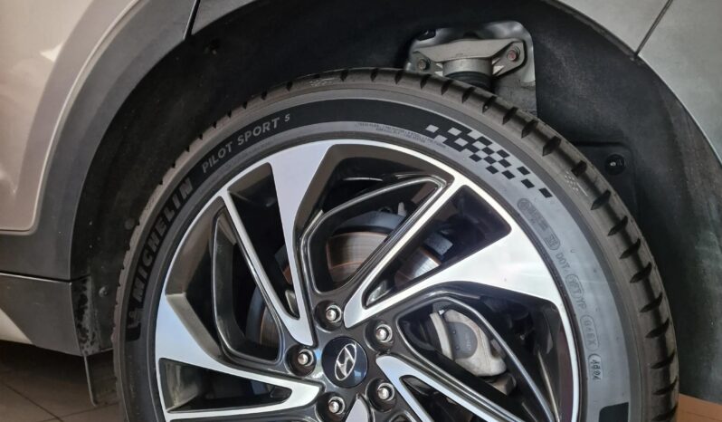 
								HYUNDAI TUCSON TGDI 1.6 DCT TECNO full									