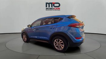 MomoCars