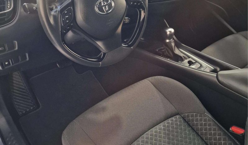 
								TOYOTA – CHR 1.8 Active full									