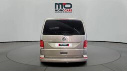 
										VOLKSWAGEN MULTIVAN full									