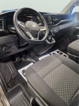 
										VOLKSWAGEN MULTIVAN full									