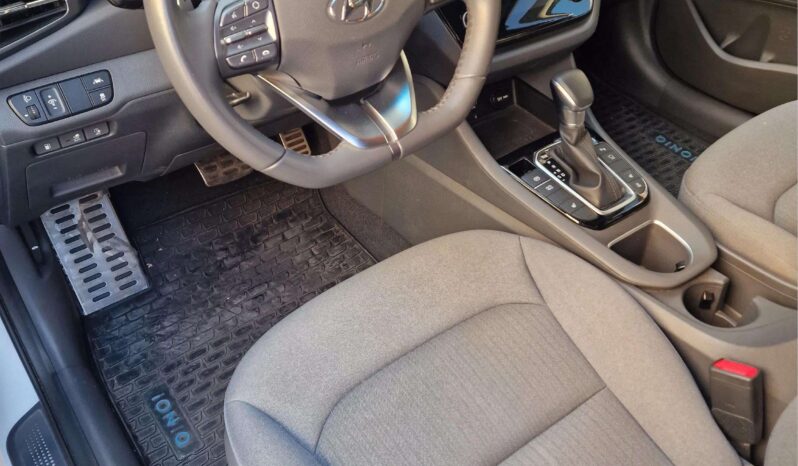 
								HYUNDAI IONIQ 1.6 GDI PHEV full									