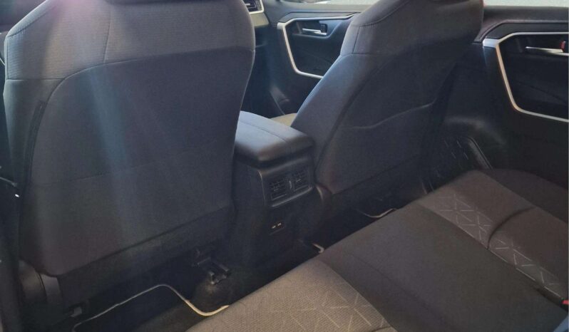 
								TOYOTA RAV4 HYB full									