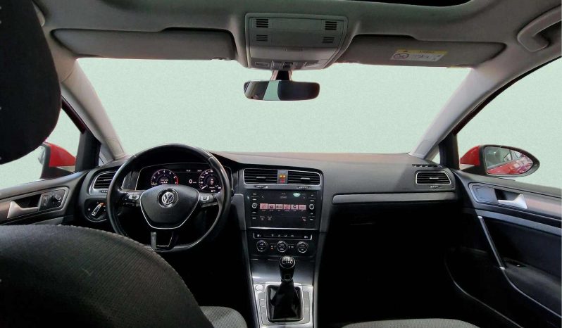 
								VOLKSWAGEN – Golf Advance 1.4 TSI full									