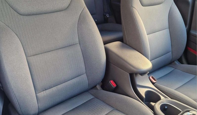 
								HYUNDAI IONIQ 1.6 GDI PHEV full									