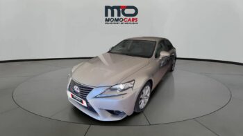 MomoCars