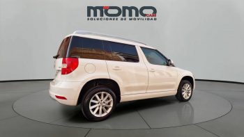 MomoCars