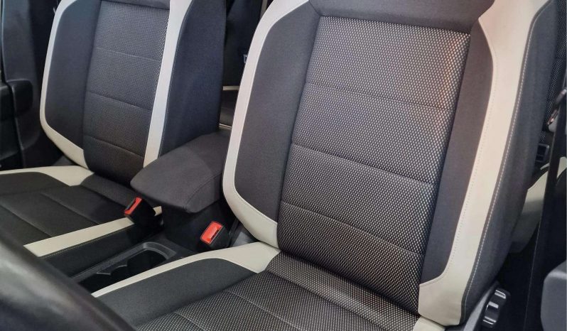 
								VOLKSWAGEN T-Roc Sport 1.5 TSI EVO full									