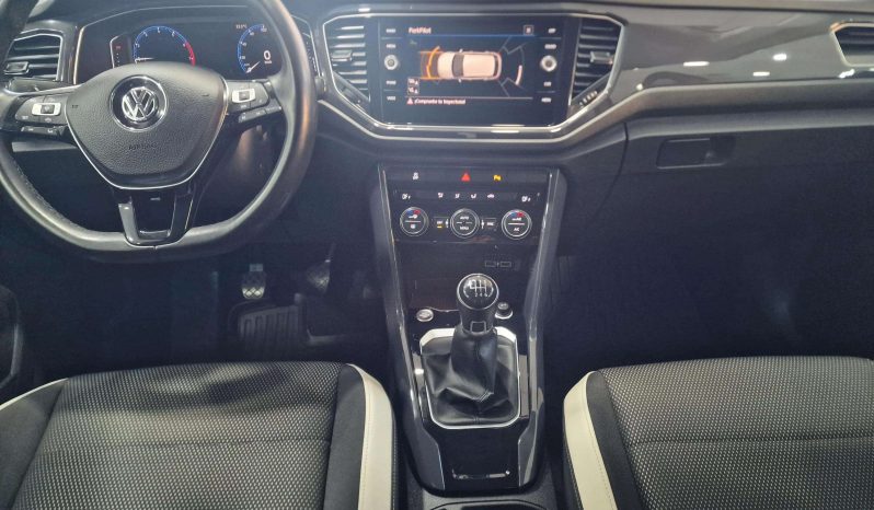 
								VOLKSWAGEN T-Roc Sport 1.5 TSI EVO full									