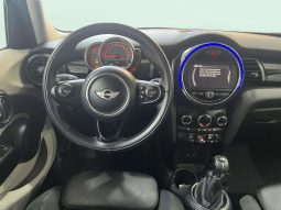 
										MINI COOPER 5 PUERTAS full									