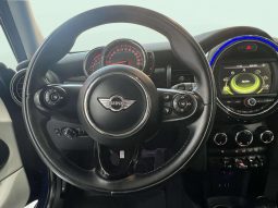 
										MINI COOPER 5 PUERTAS full									