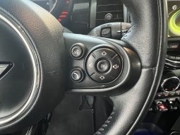 
										MINI COOPER 5 PUERTAS full									