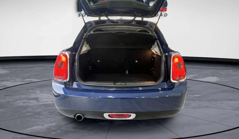 
								MINI COOPER 5 PUERTAS full									
