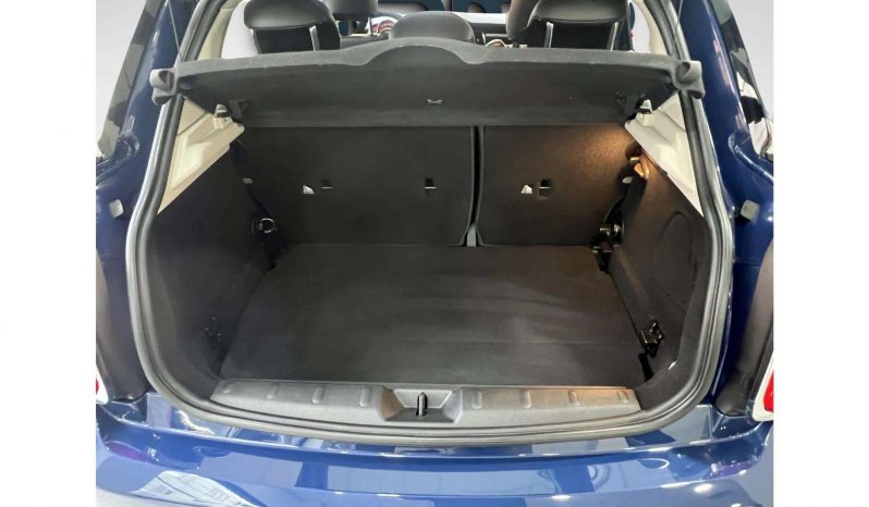 
								MINI COOPER 5 PUERTAS full									