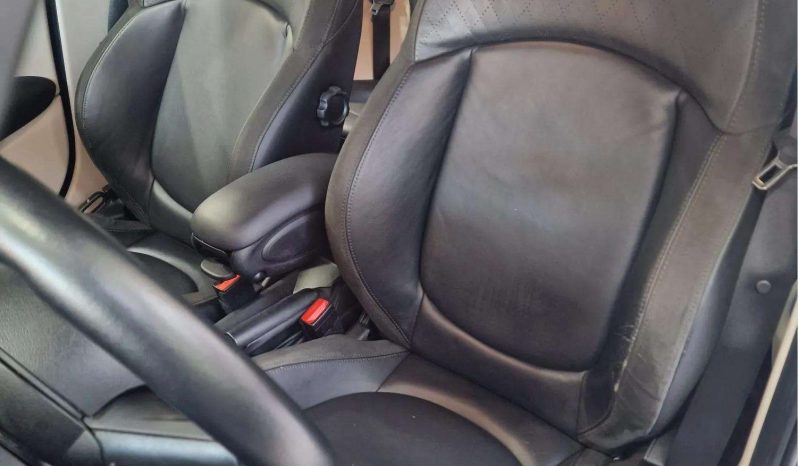 
								MINI COOPER 5 PUERTAS full									