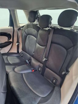 
										MINI COOPER 5 PUERTAS full									