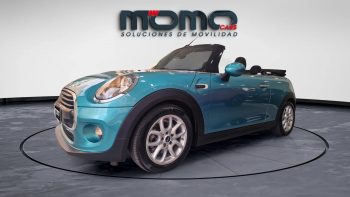 MomoCars