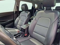 
										HYUNDAI Tucson TUCSON FL TGDI 1.6 177 CV 4X2 TECNO SKY full									