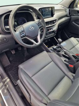 
										HYUNDAI Tucson TUCSON FL TGDI 1.6 177 CV 4X2 TECNO SKY full									